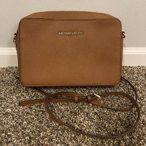 Michael Kors Crossbody